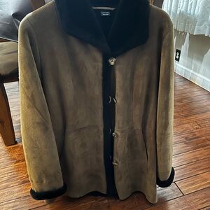 Chic Brown Suede Jacket with Black Accents